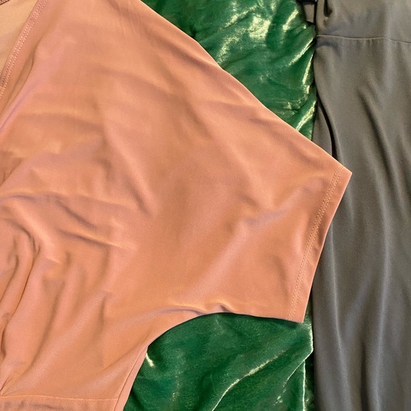 Faux wrap dress - Picture 6 of 7